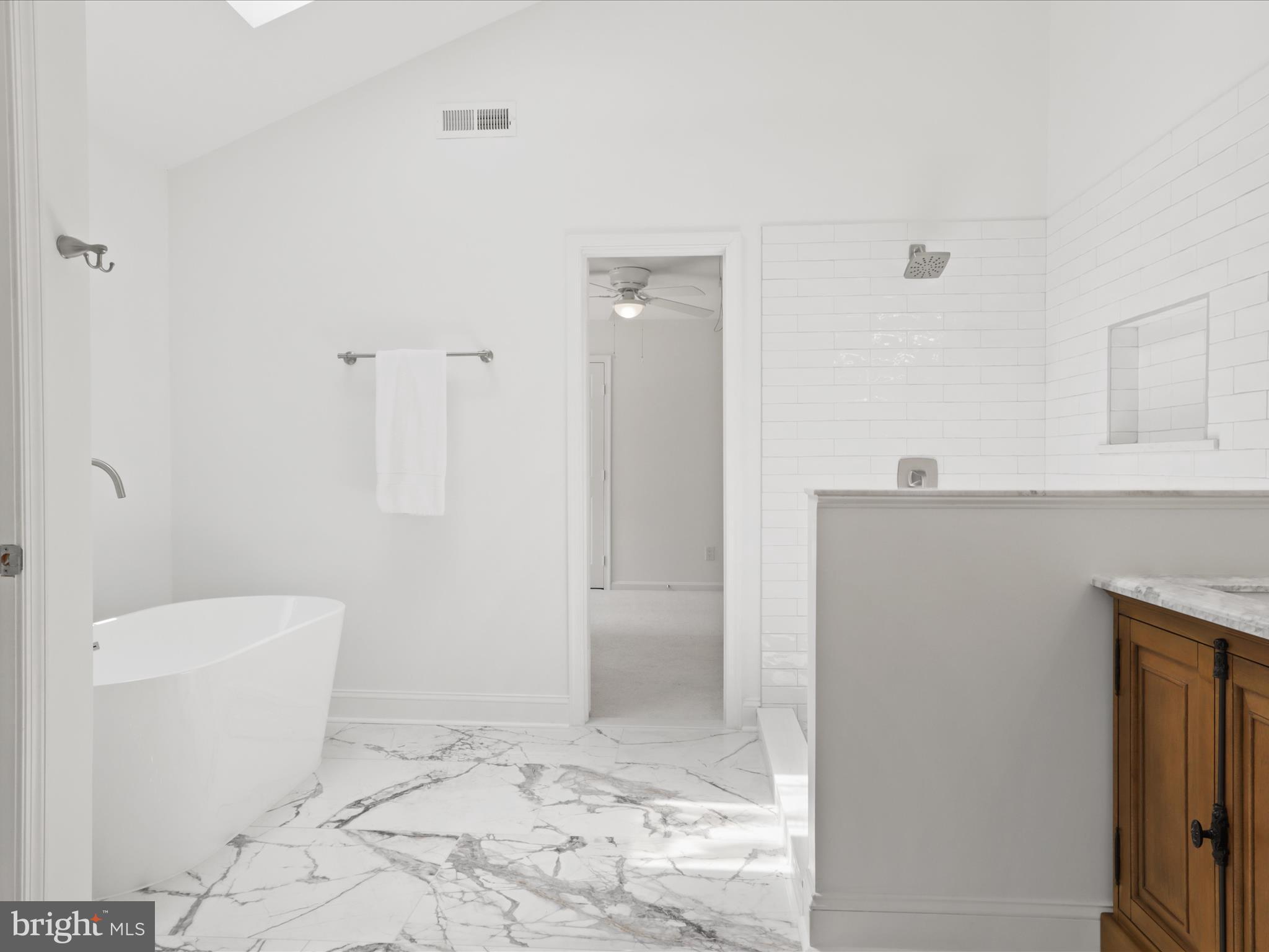 5796 WESTCHESTER STREET