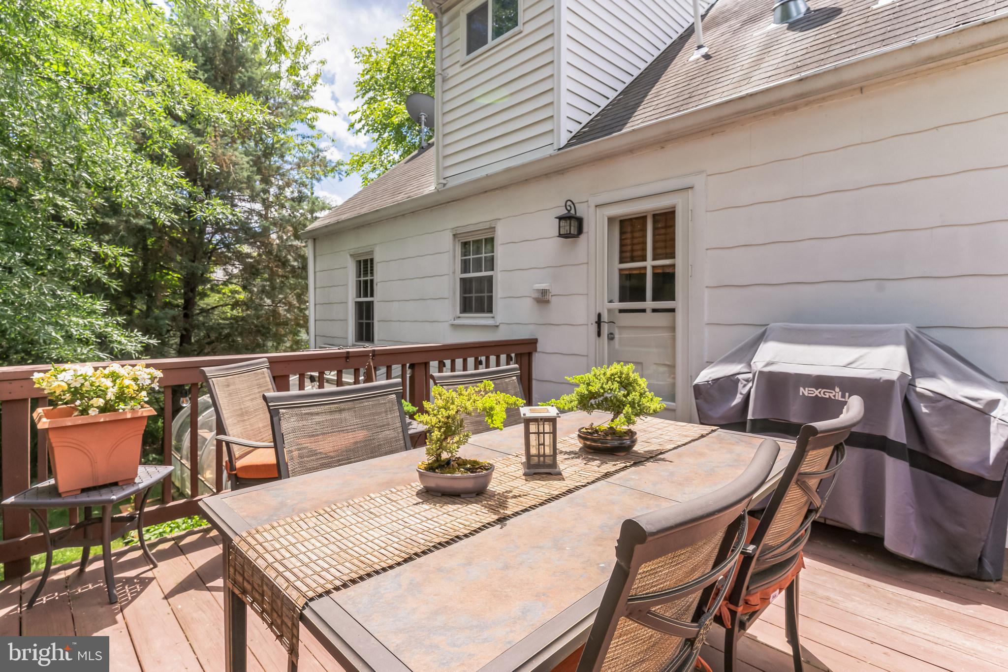 2905 OAK KNOLL DRIVE