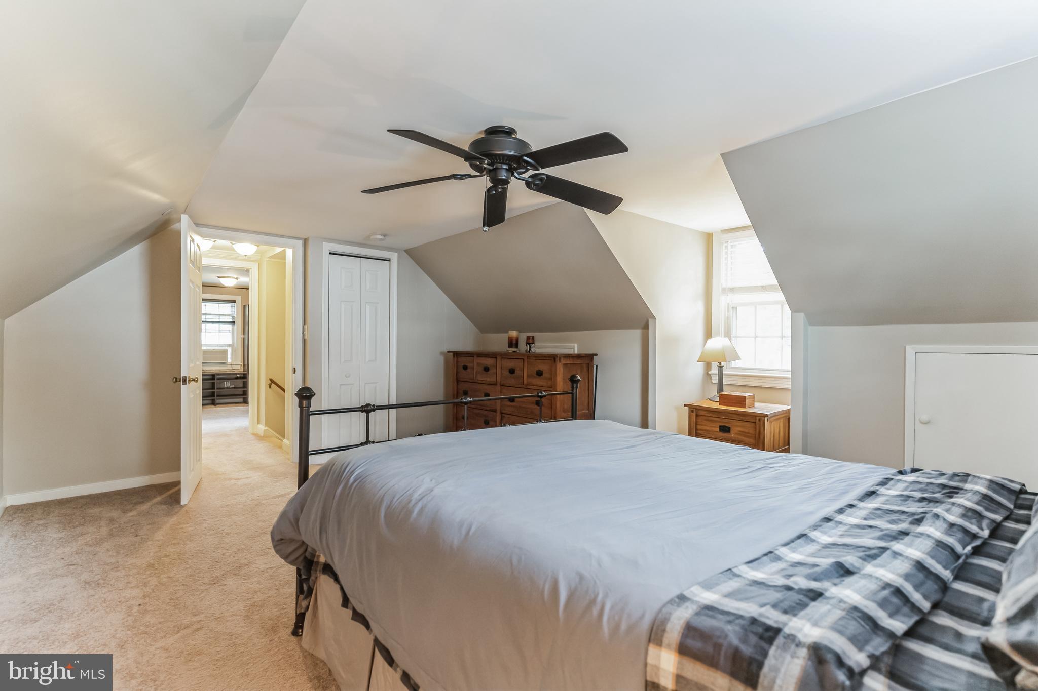 2905 OAK KNOLL DRIVE