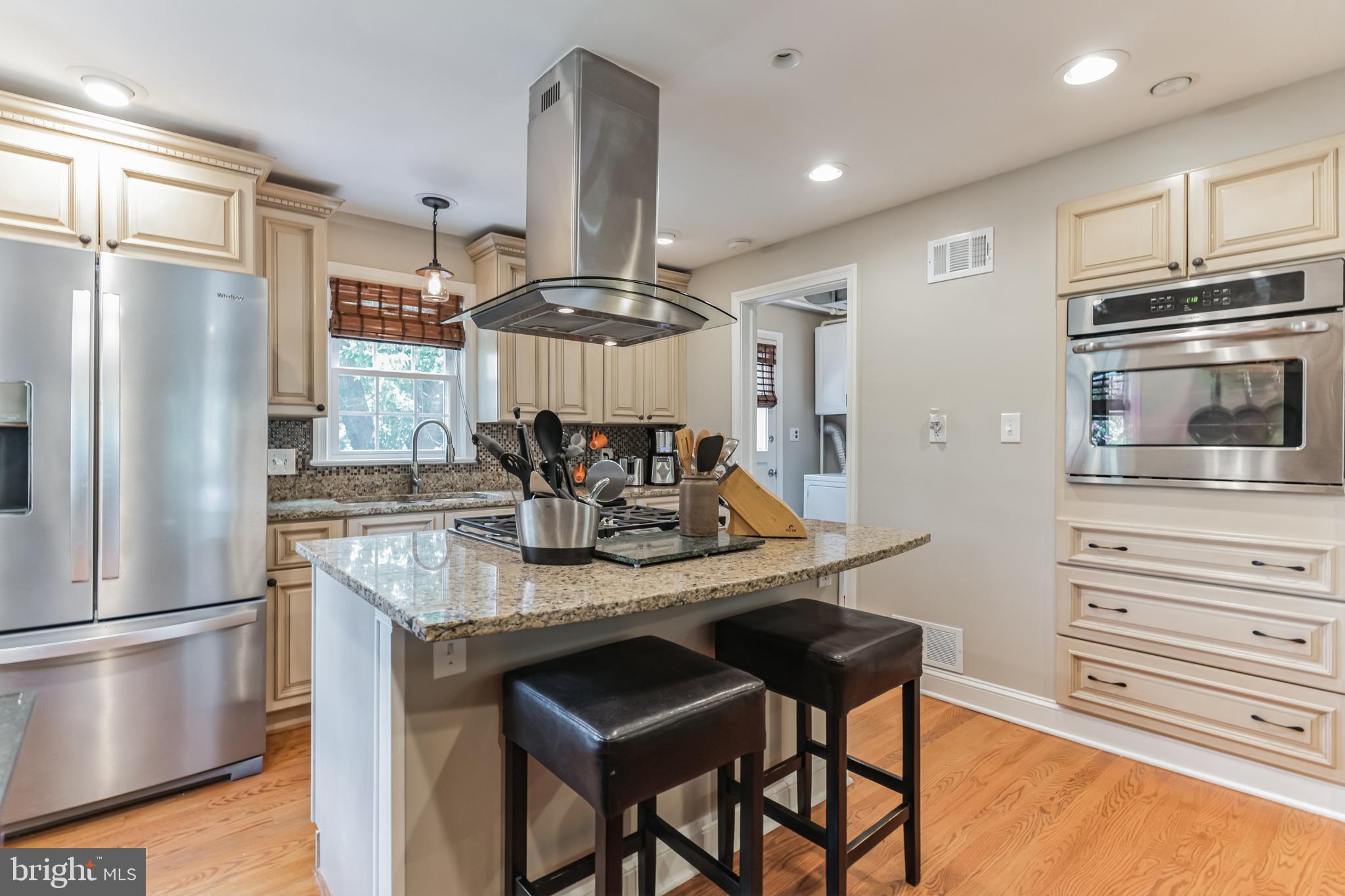 2905 OAK KNOLL DRIVE