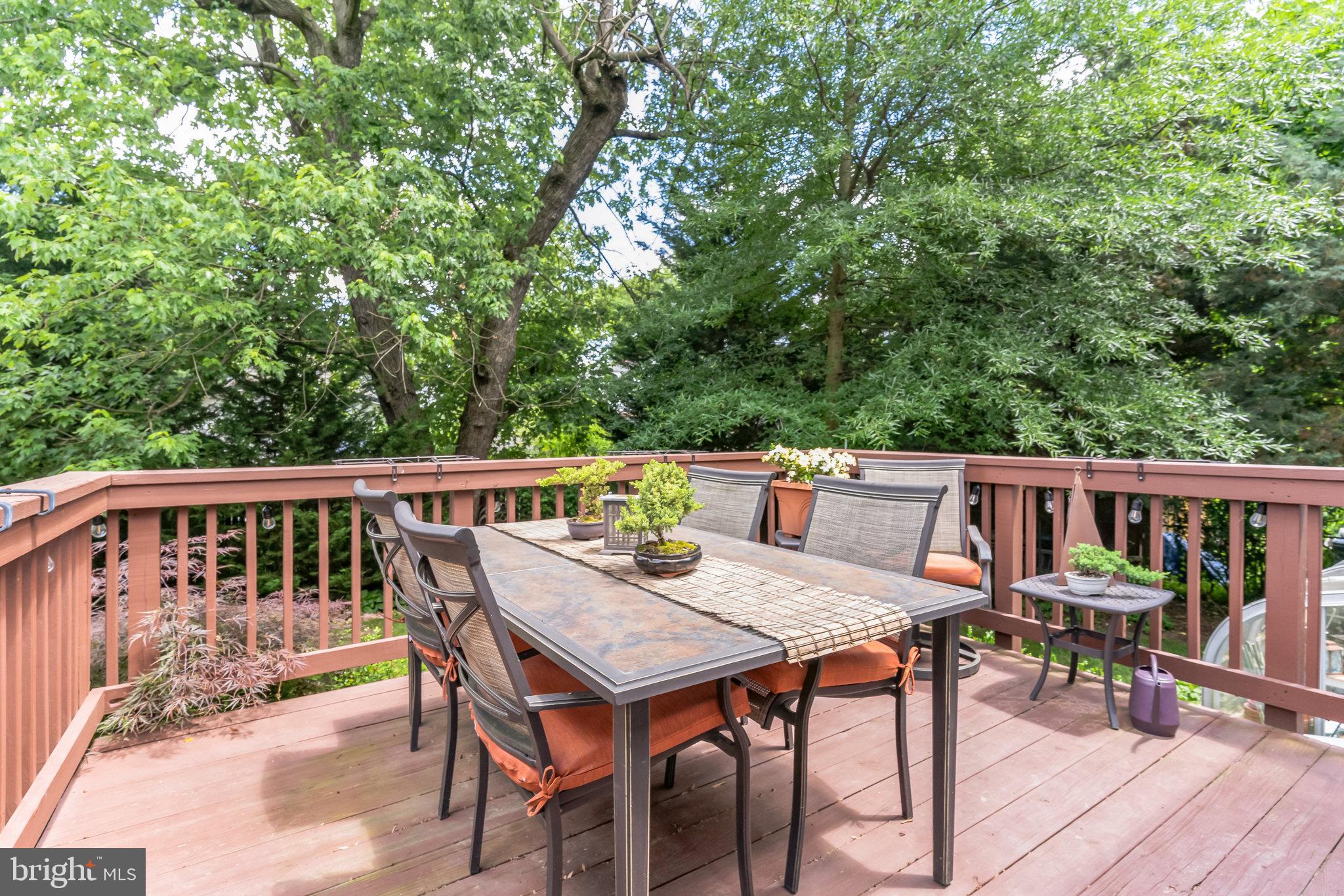 2905 OAK KNOLL DRIVE