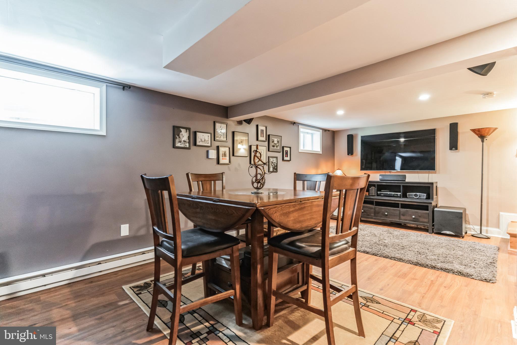 2905 OAK KNOLL DRIVE