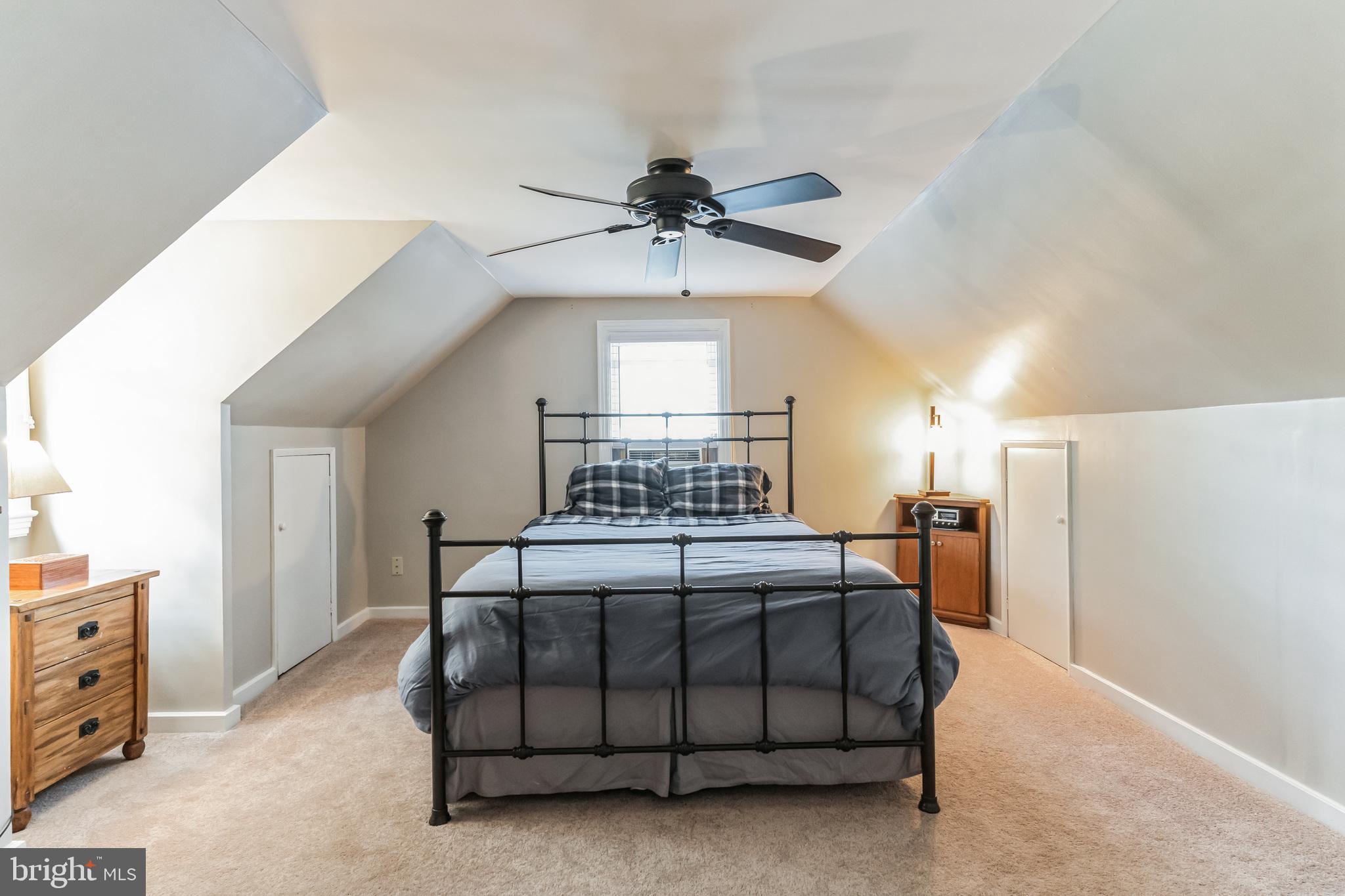 2905 OAK KNOLL DRIVE