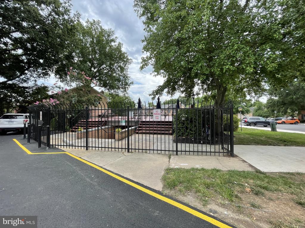 2748 Carter Farm Ct