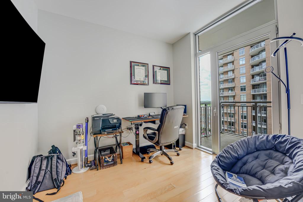 11990 Market St #808