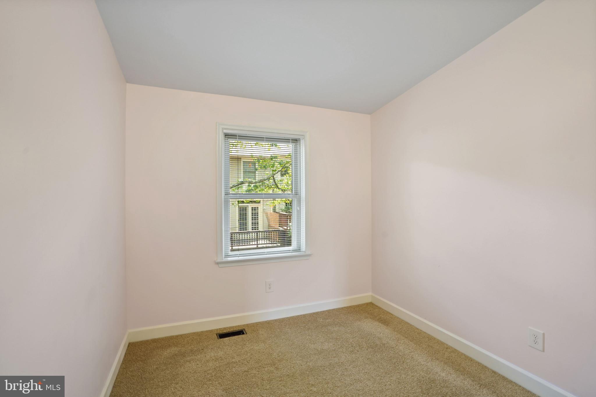 3915 GREEN LOOK COURT