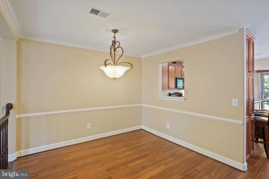 3915 GREEN LOOK COURT