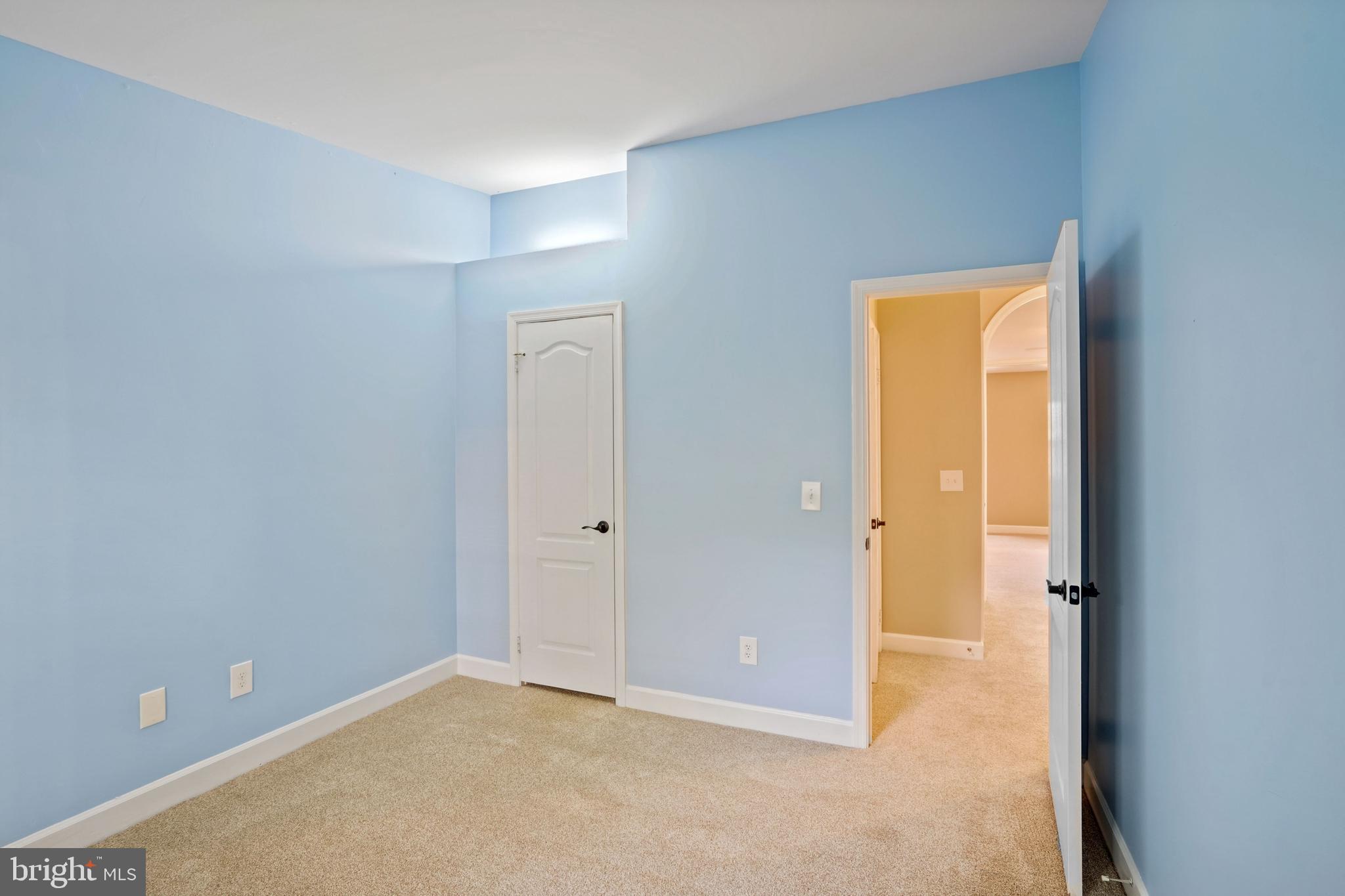 3915 GREEN LOOK COURT