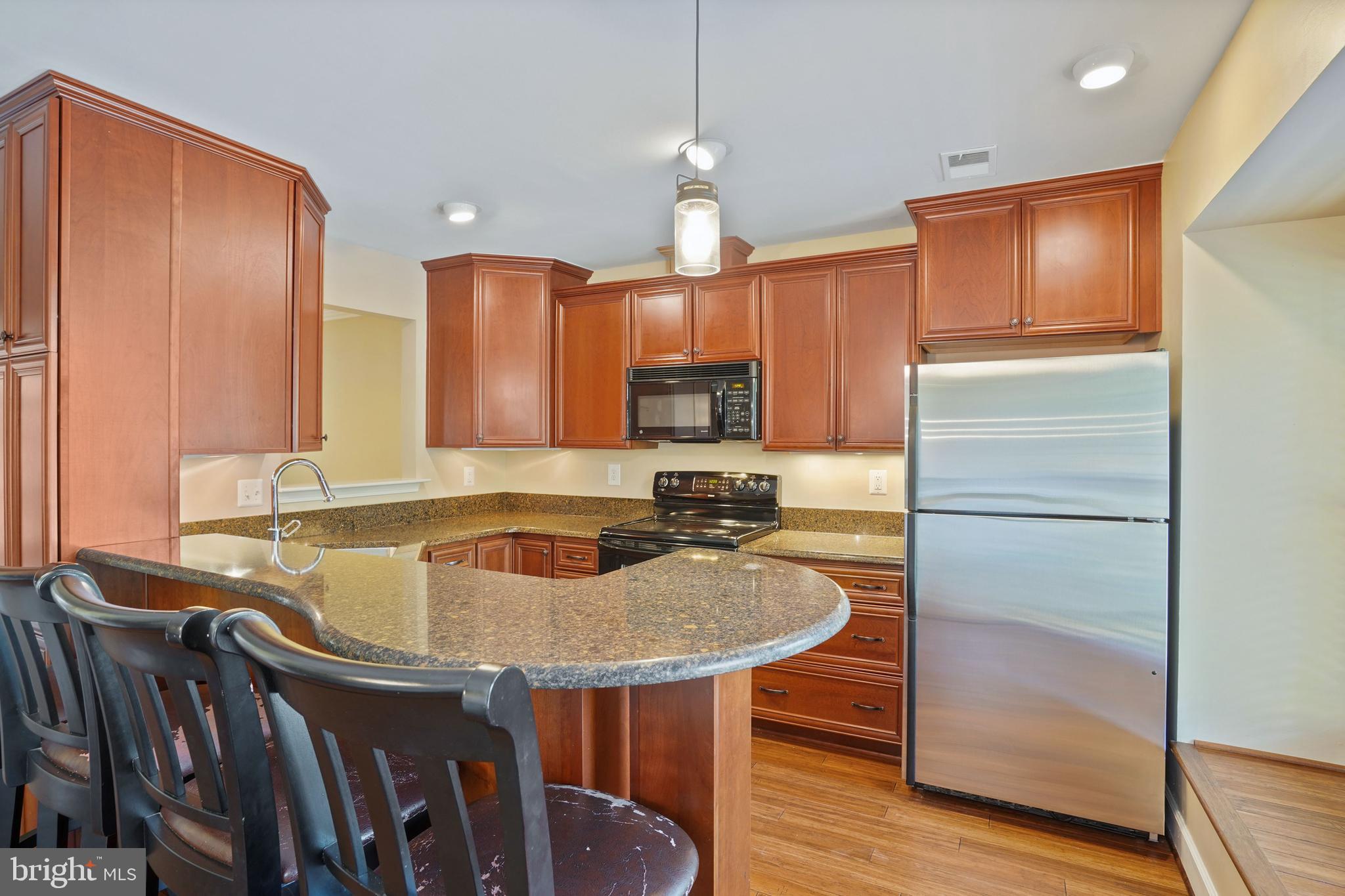 3915 GREEN LOOK COURT