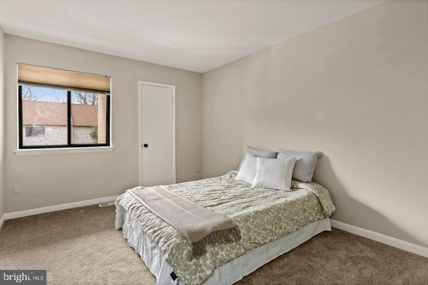 3875 STEPPES COURT B 3875B