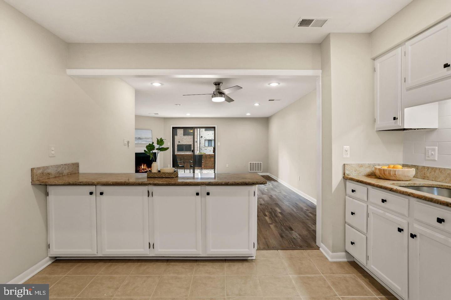 3875 STEPPES COURT B 3875B