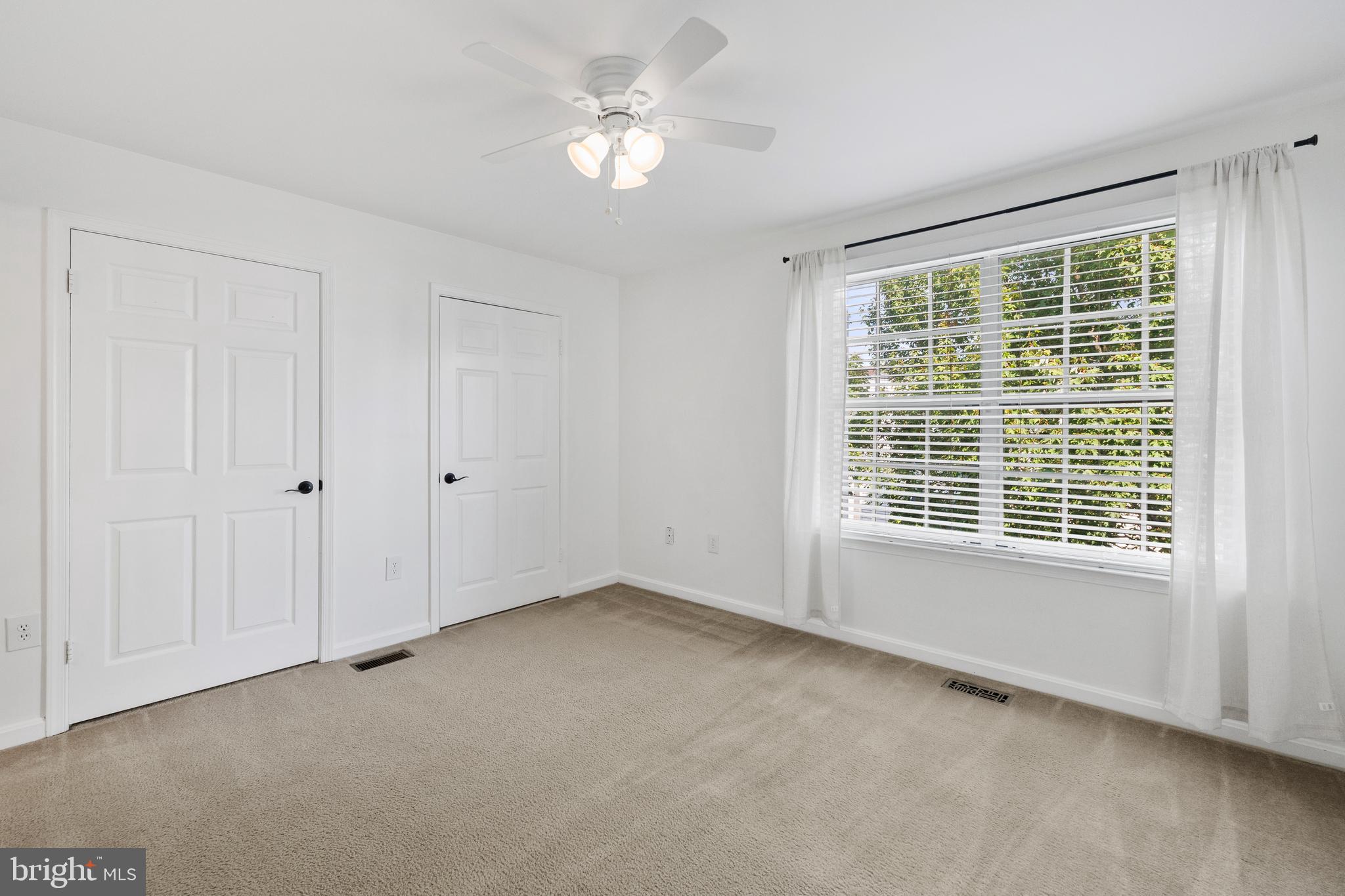 2127 HUTCHISON GROVE COURT