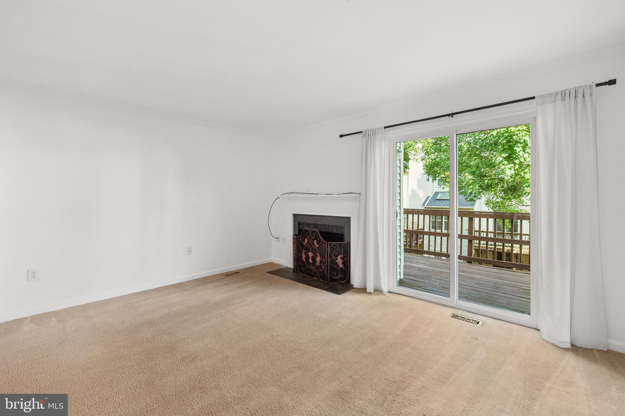 2127 HUTCHISON GROVE COURT