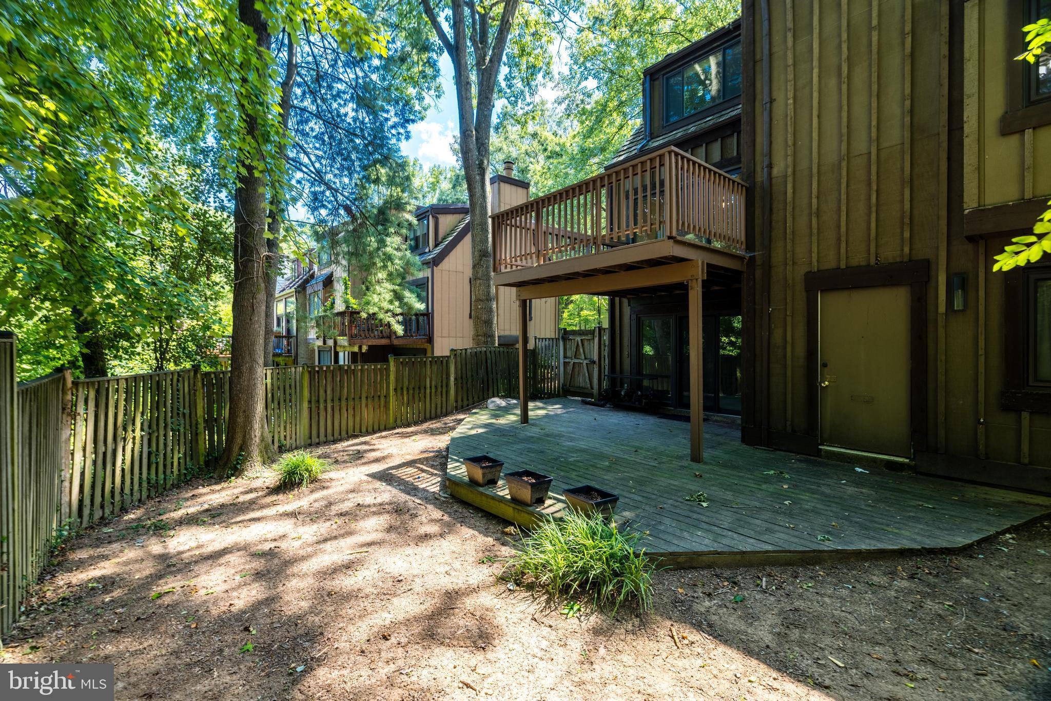 1512 Farsta Ct