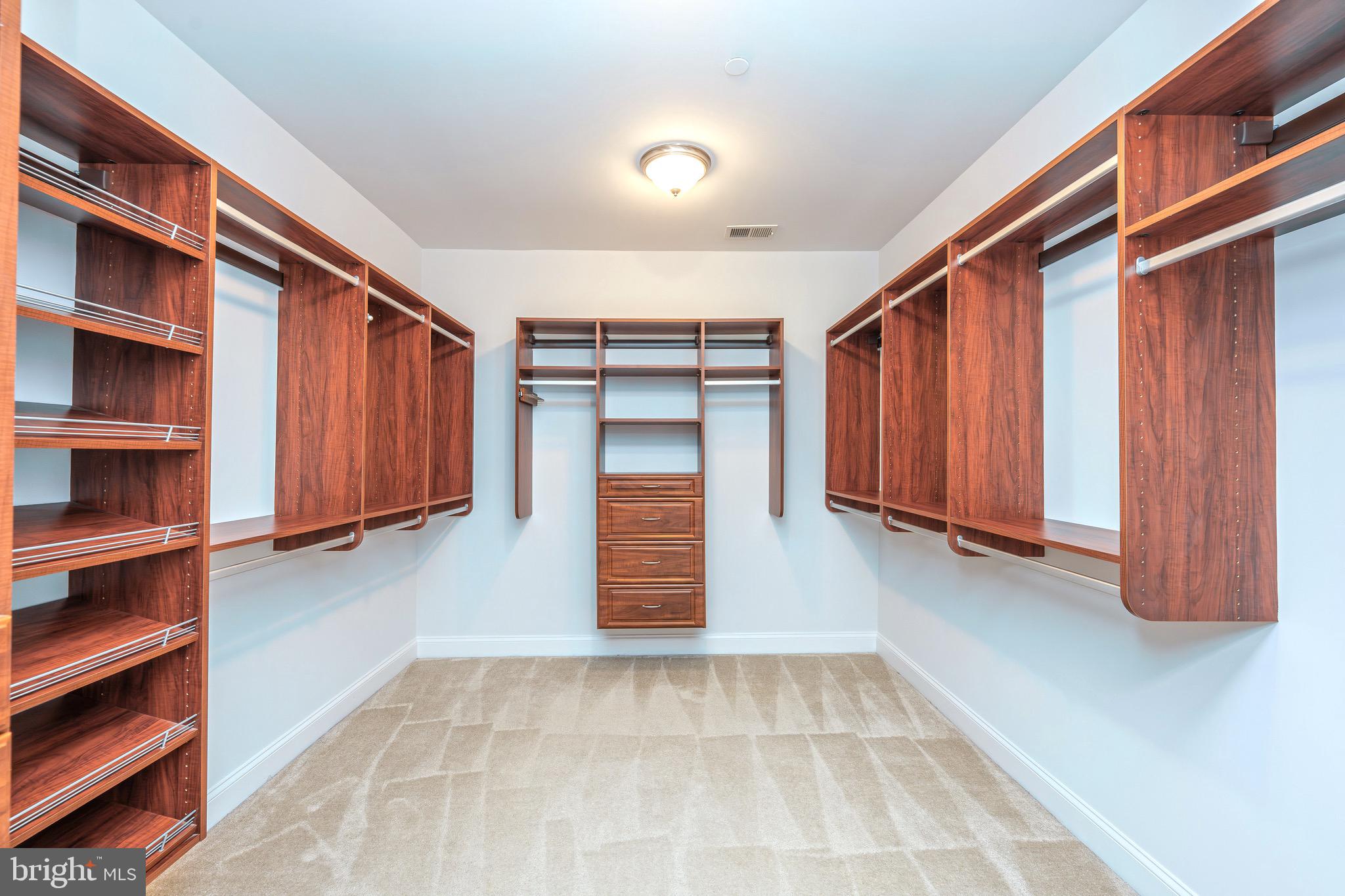 7004 Eastern Red Cedar Ln