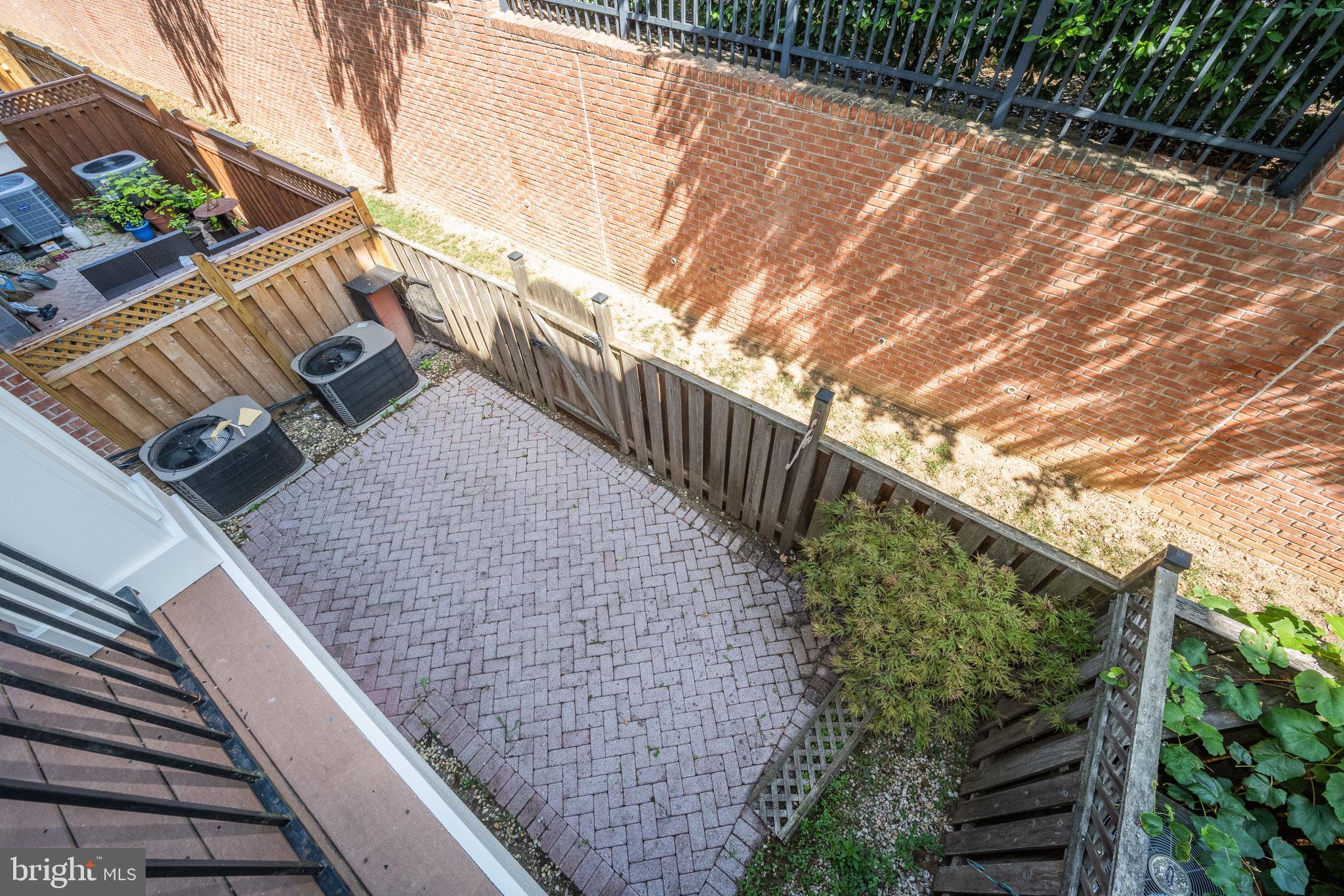 7004 Eastern Red Cedar Ln