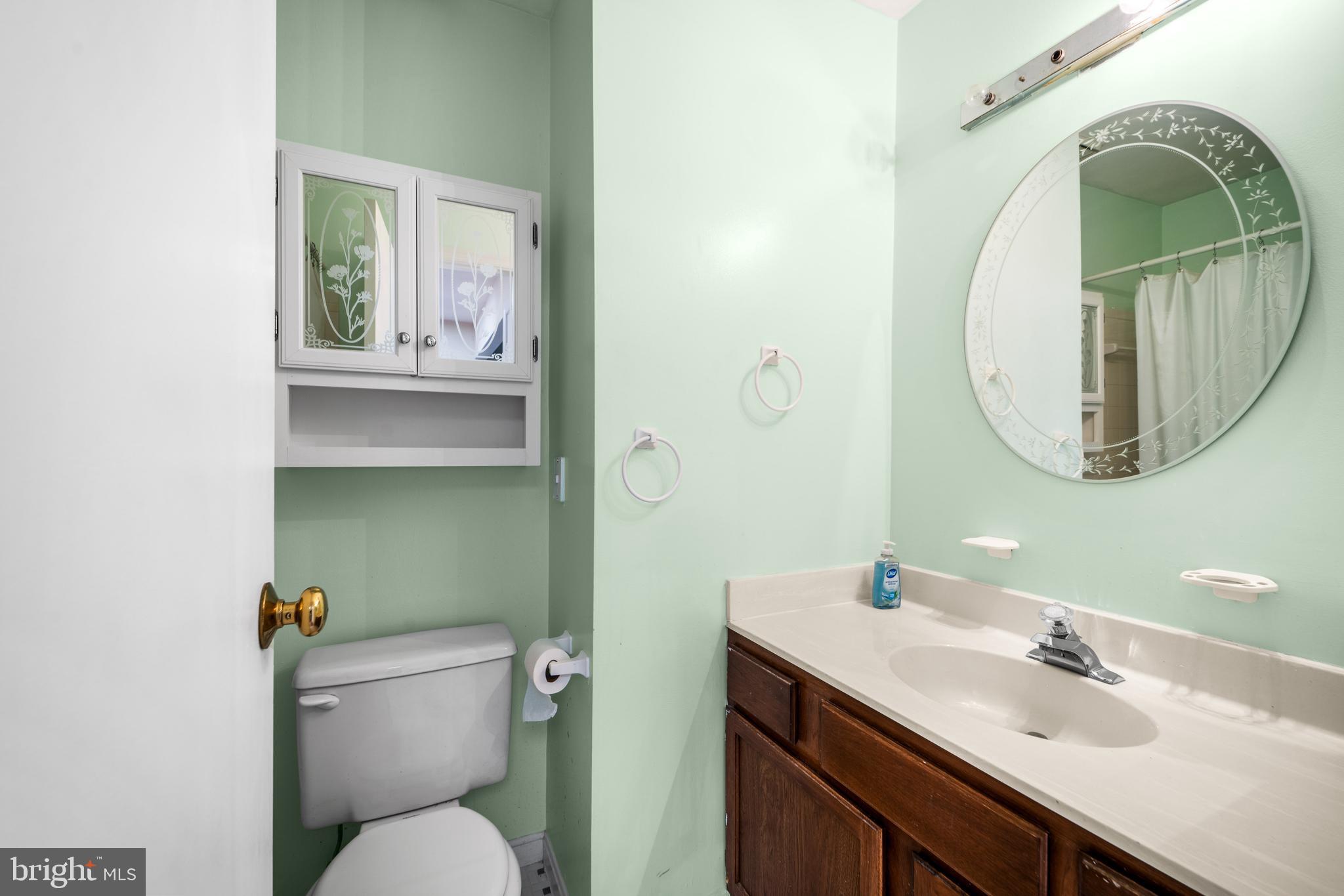 1633 Sadlers Wells Dr