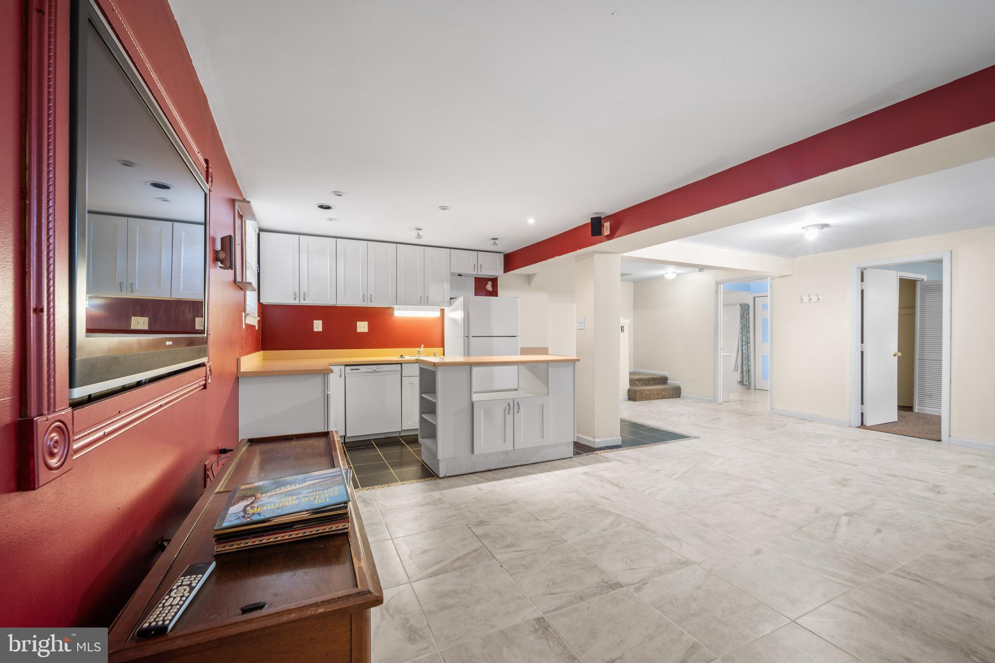 1633 Sadlers Wells Dr