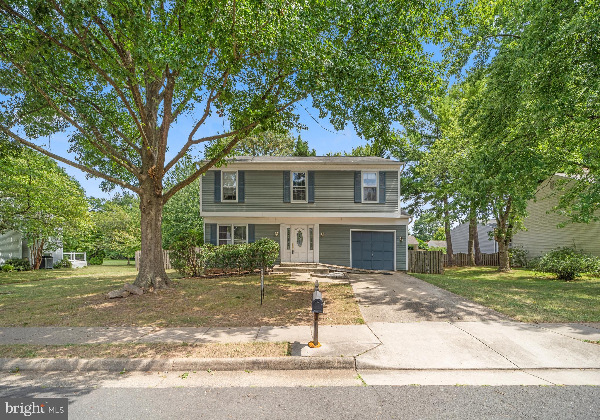 1633 Sadlers Wells Dr