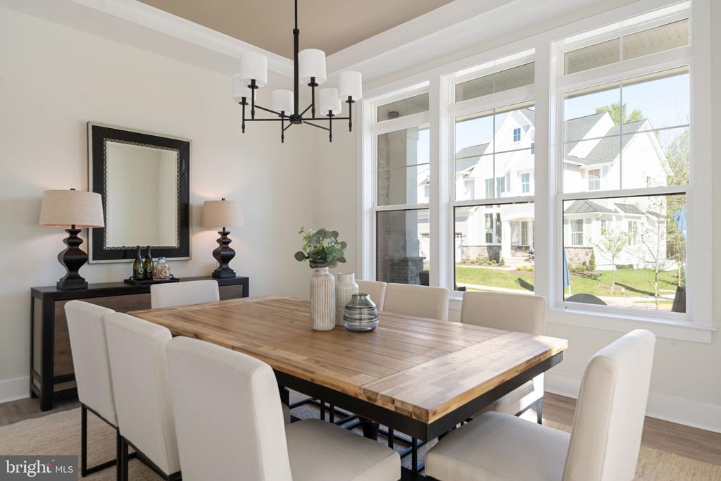 2808 Lake Retreat Drive