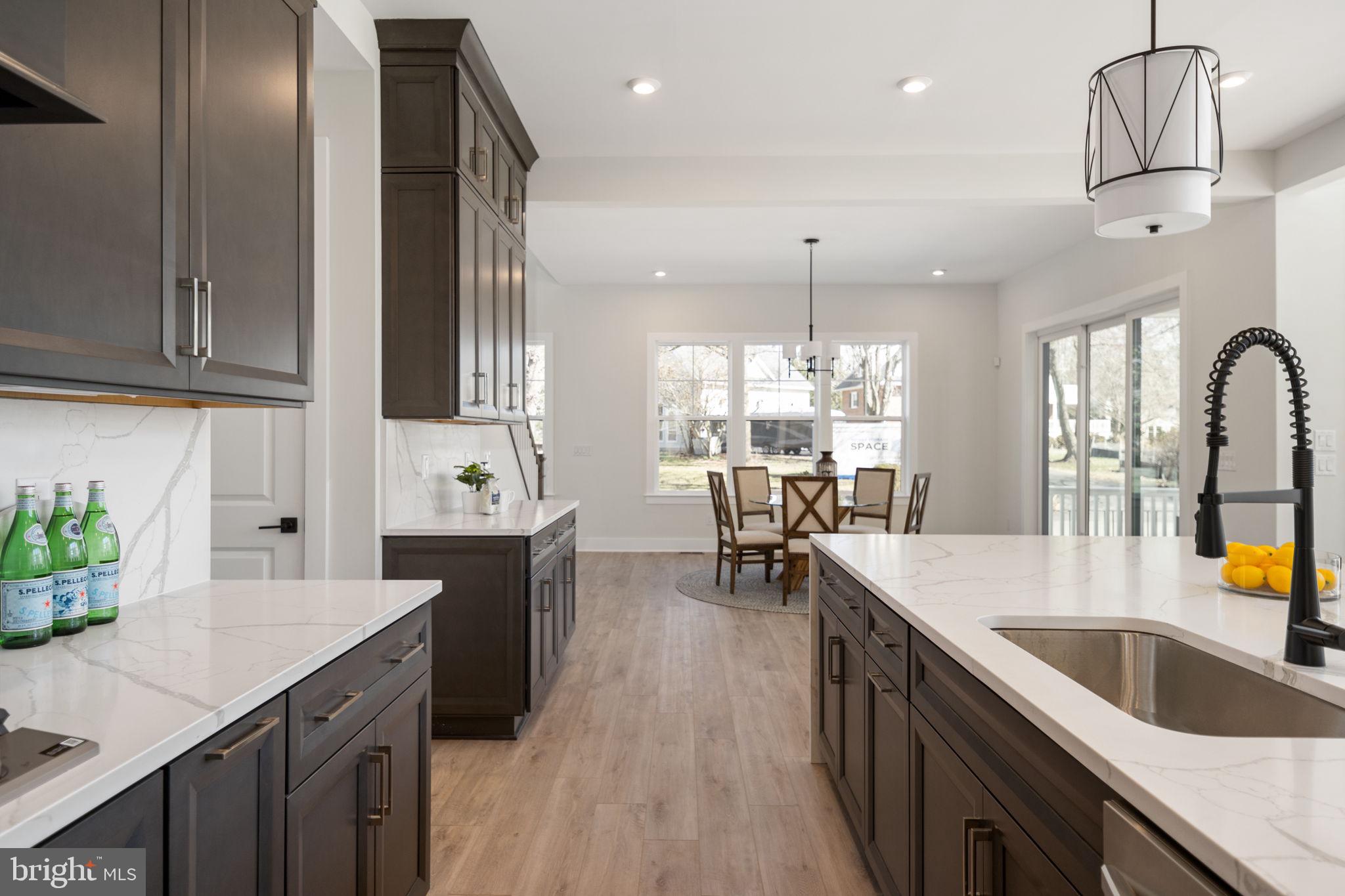 2808 Lake Retreat Drive