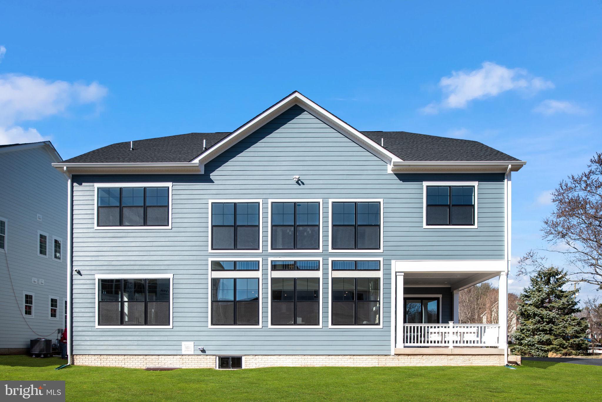 2808 Lake Retreat Drive
