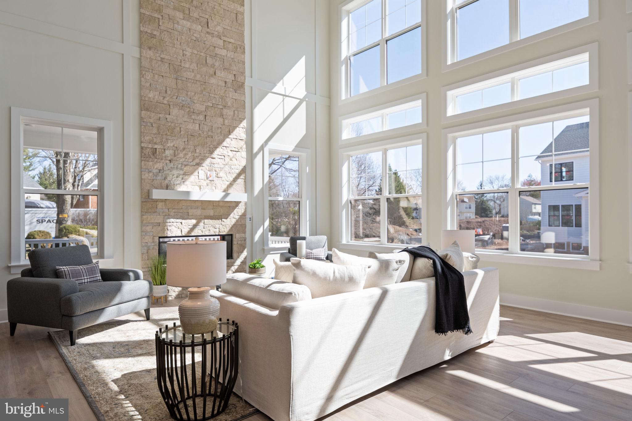 2808 Lake Retreat Drive