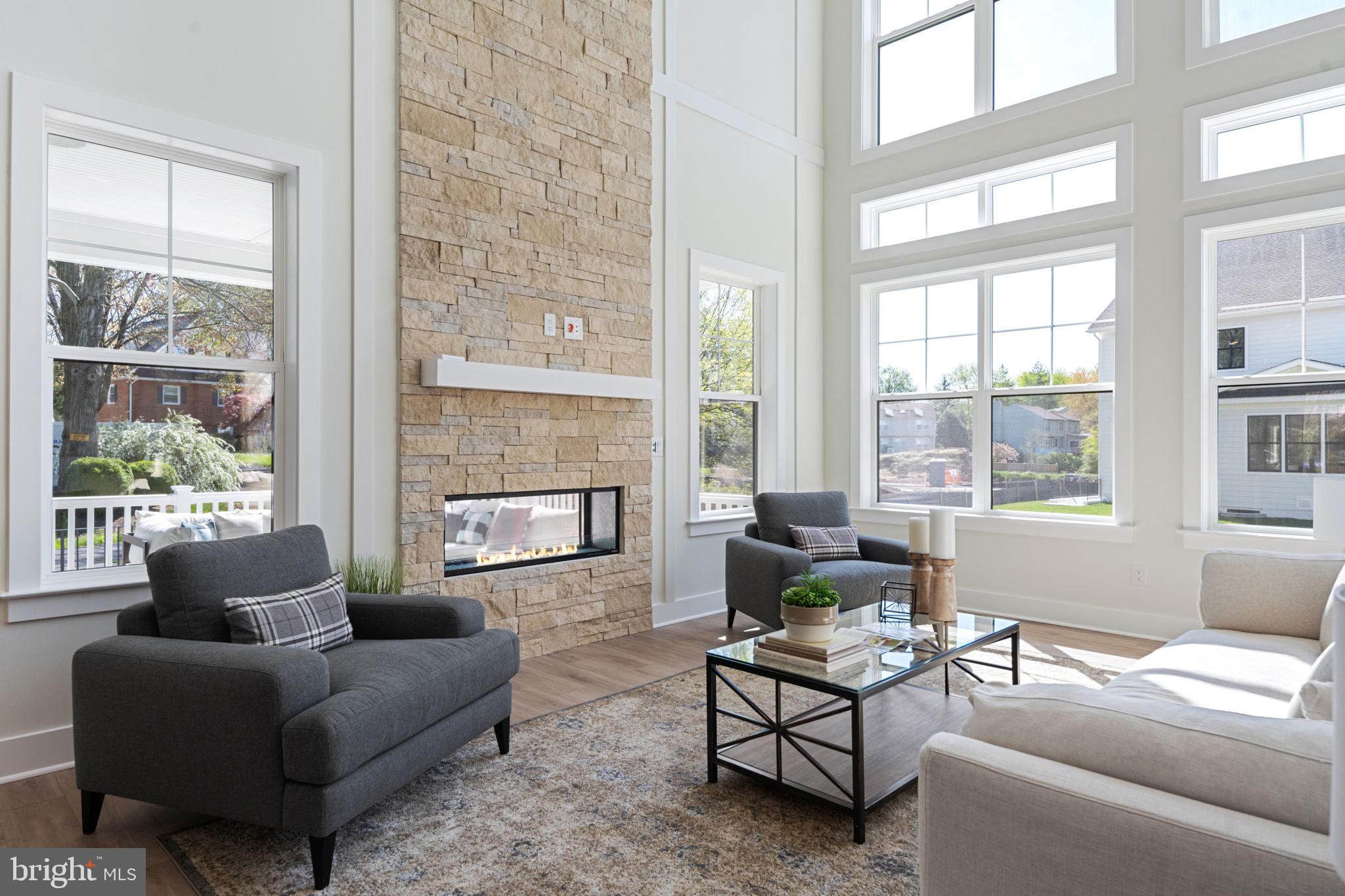 2808 Lake Retreat Drive