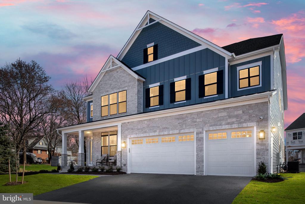 2808 Lake Retreat Drive