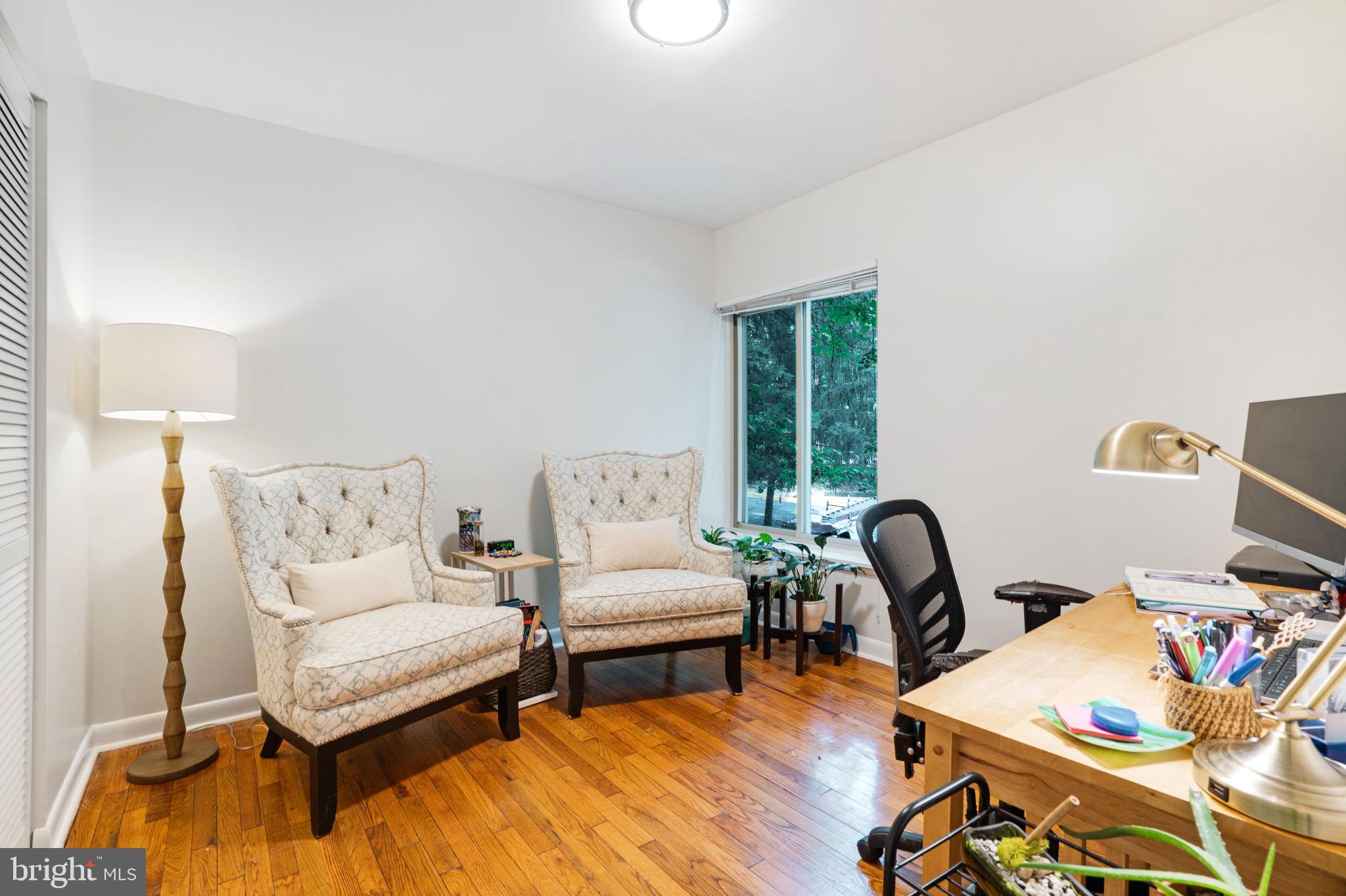 11560 WOODHOLLOW COURT