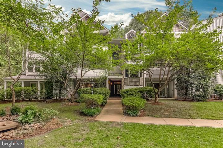 7718 LAFAYETTE FOREST DR #11