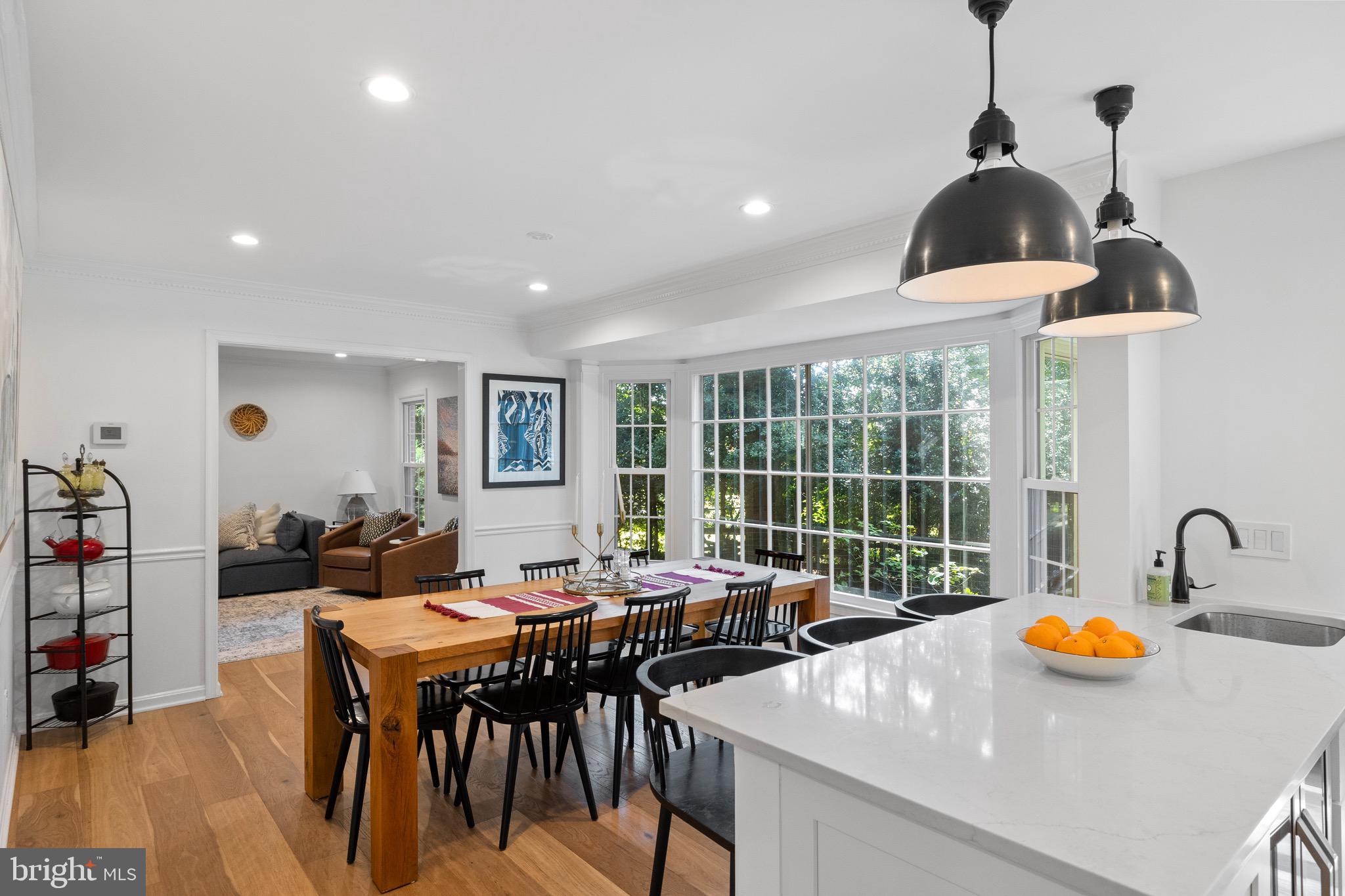 10033 GARRETT STREET