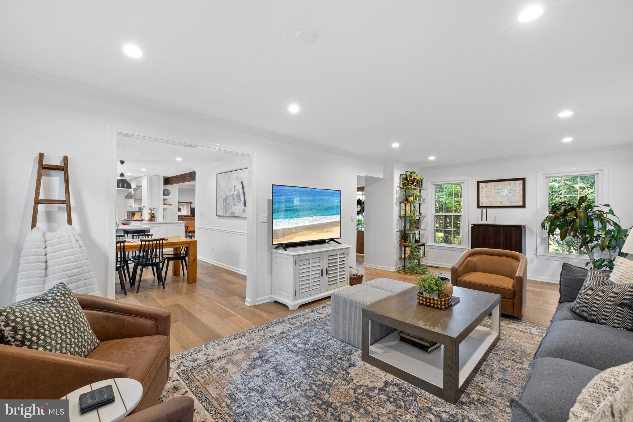 10033 GARRETT STREET