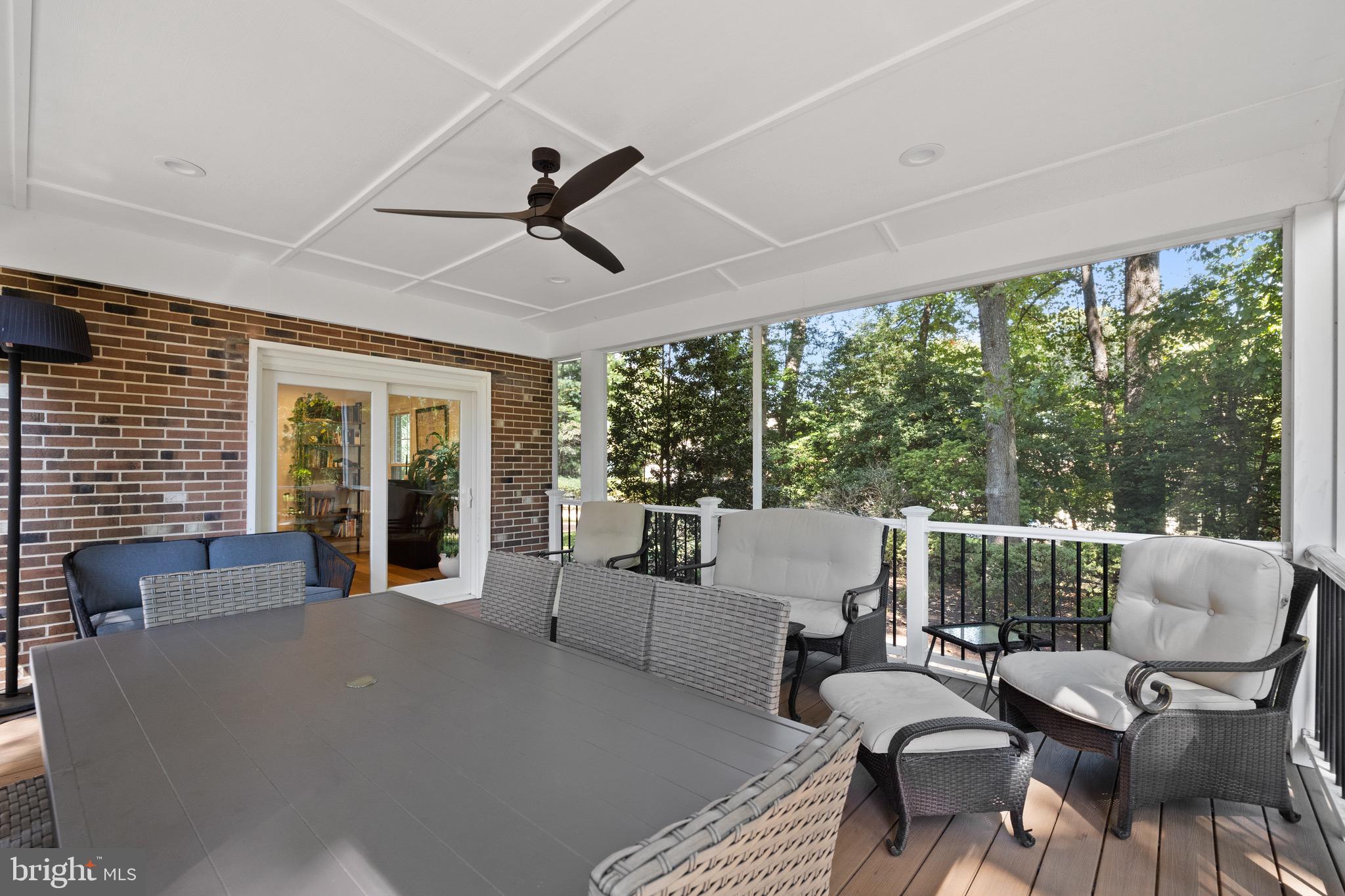 10033 GARRETT STREET