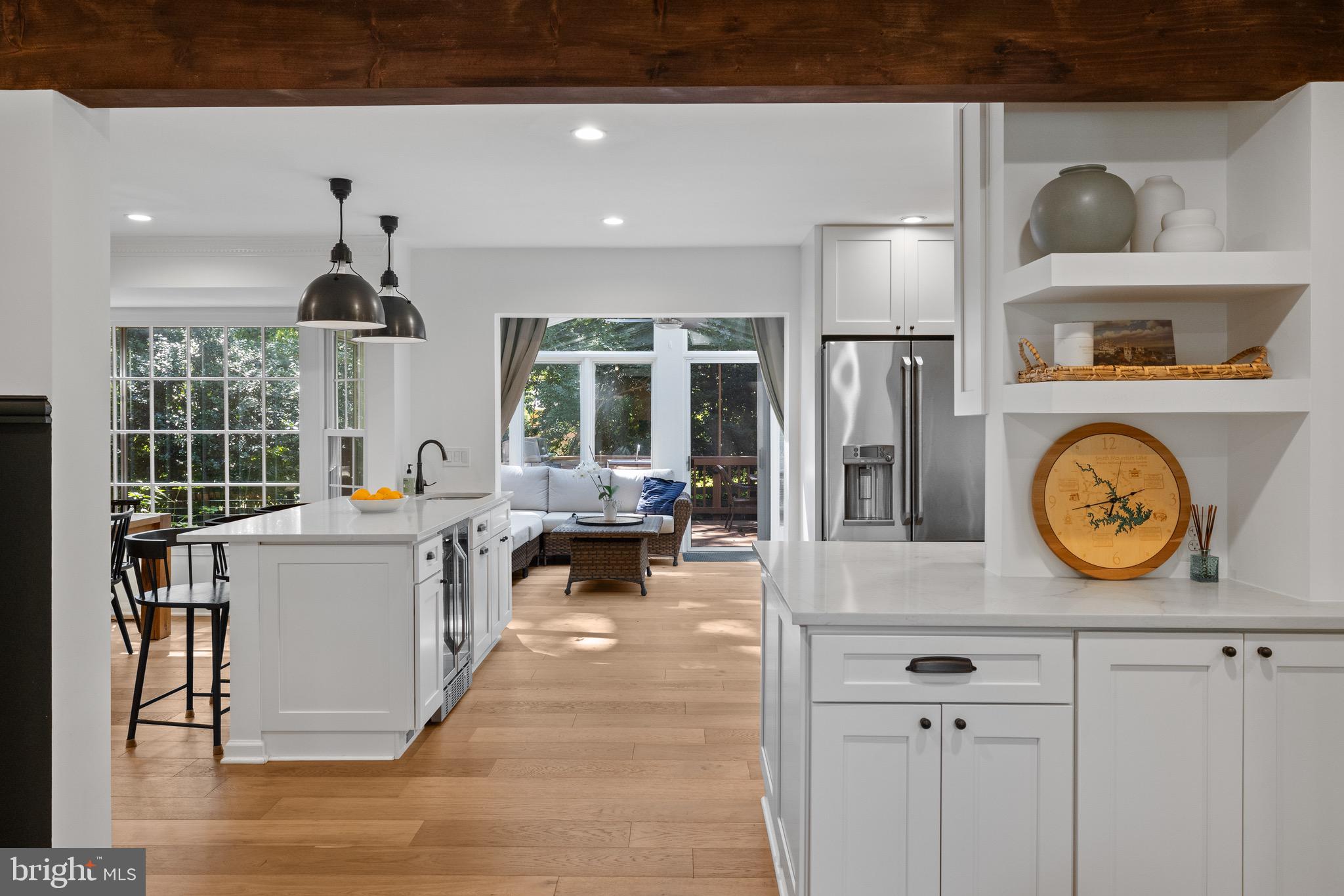 10033 GARRETT STREET