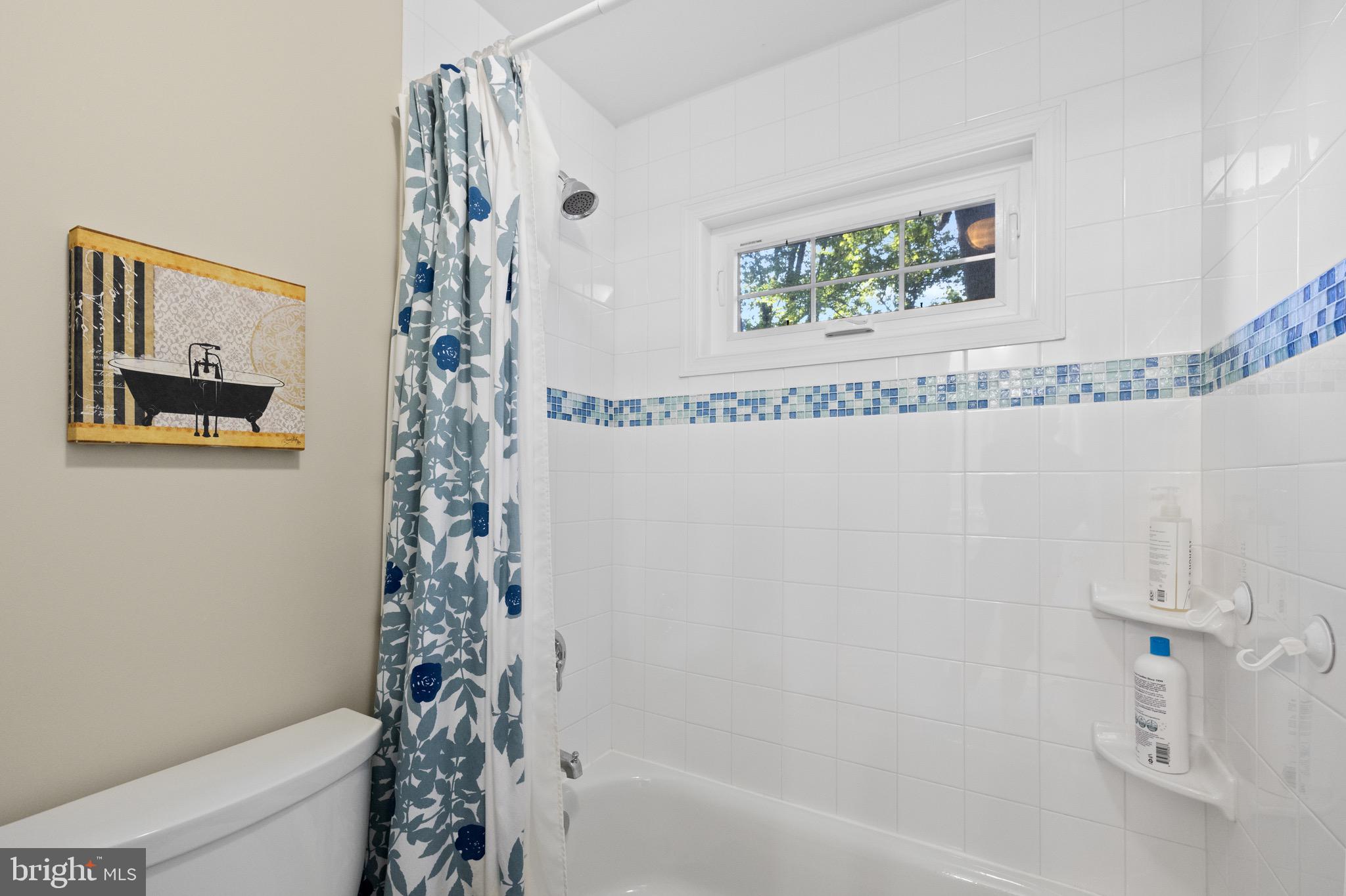 10033 GARRETT STREET