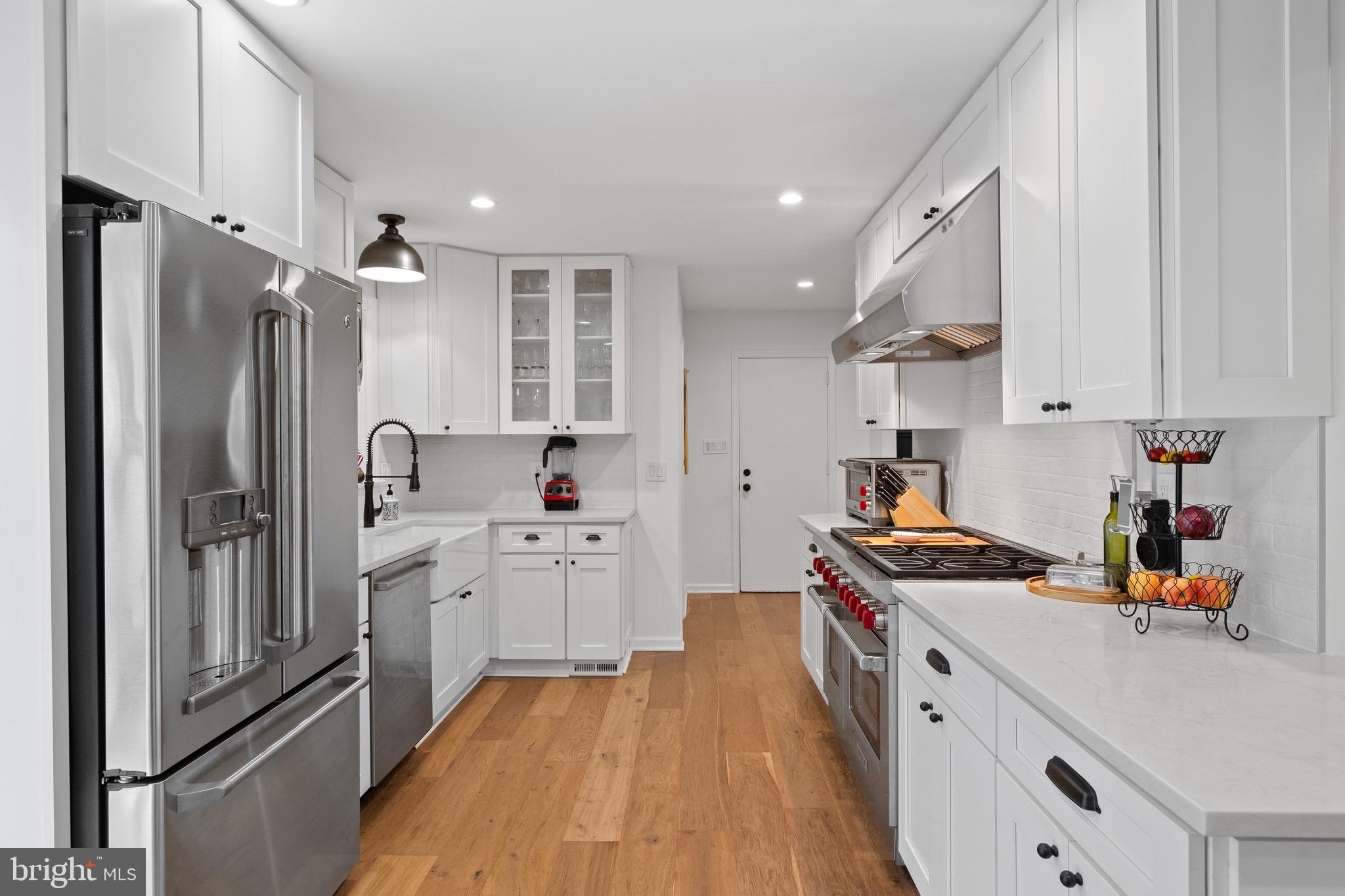 10033 GARRETT STREET