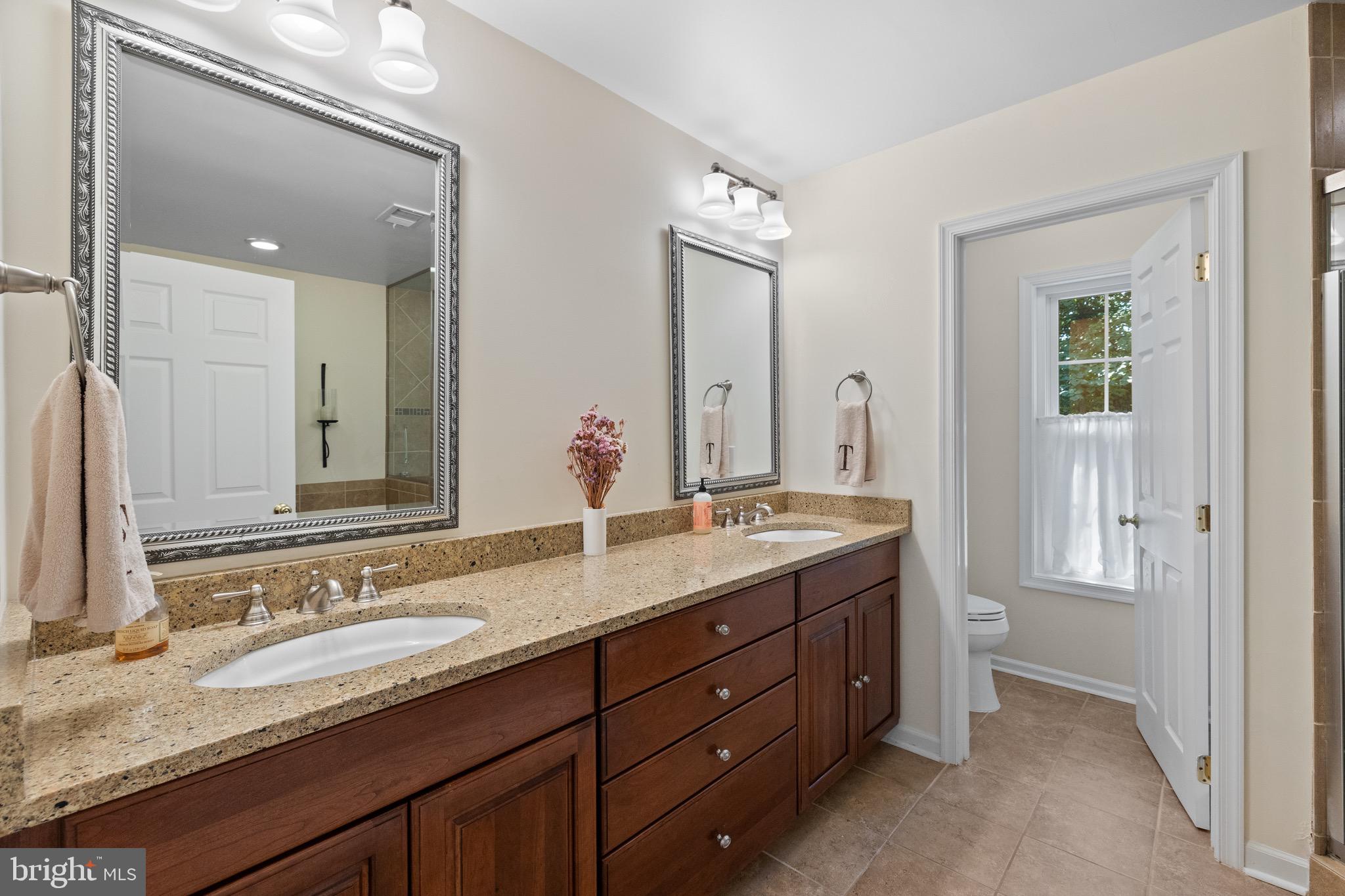 10033 GARRETT STREET