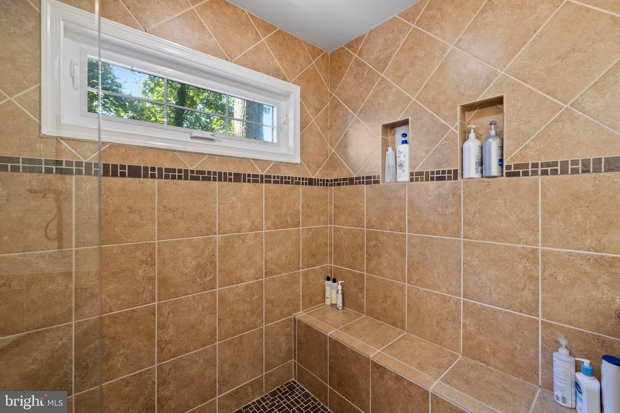 10033 GARRETT STREET