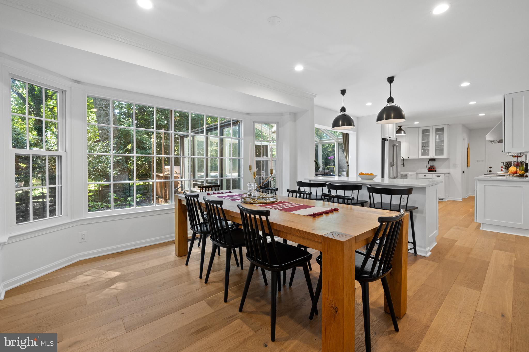 10033 GARRETT STREET