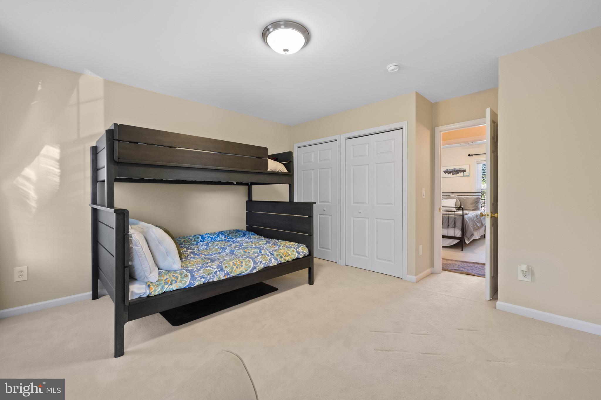 10033 GARRETT STREET