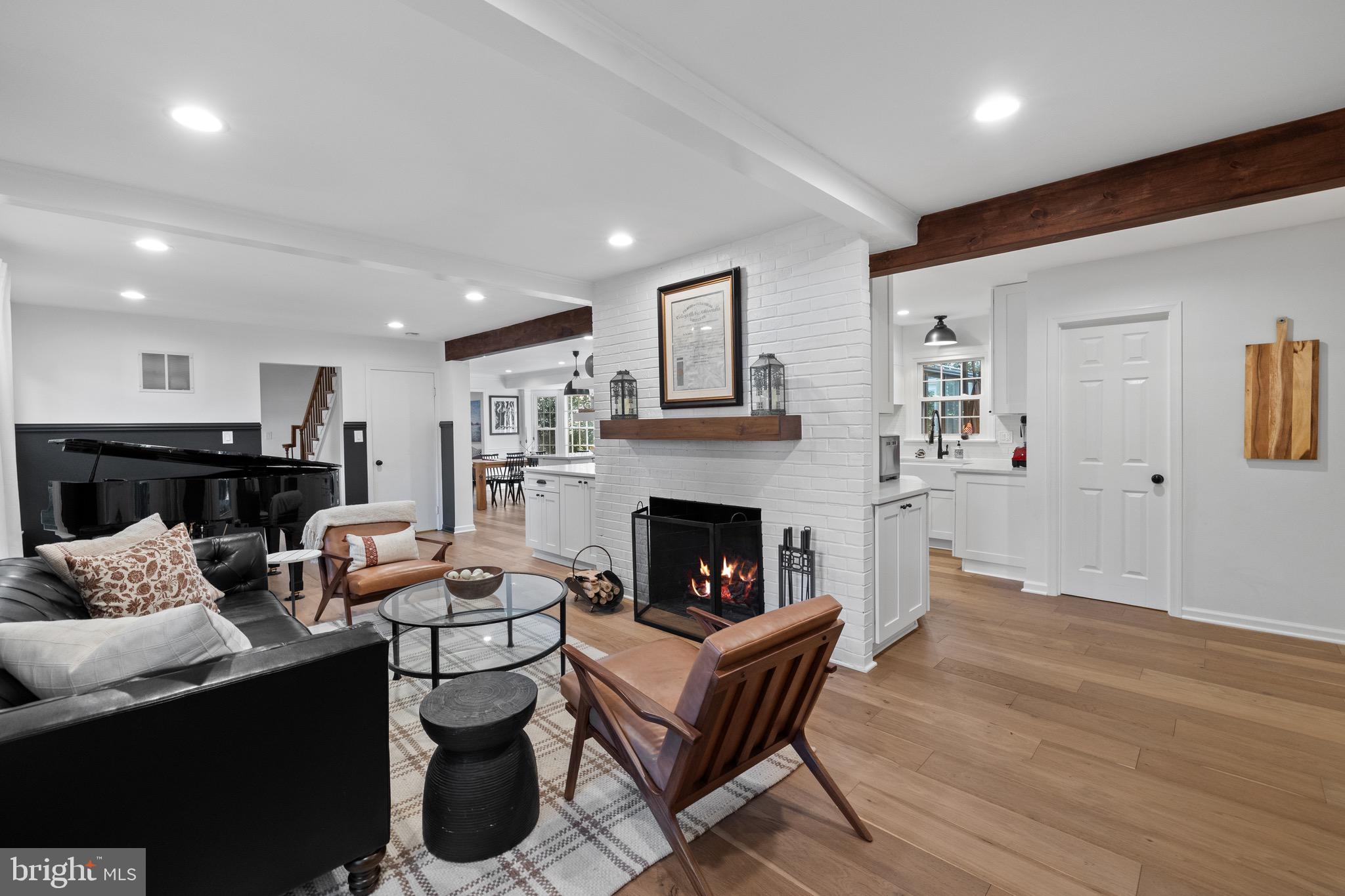 10033 GARRETT STREET