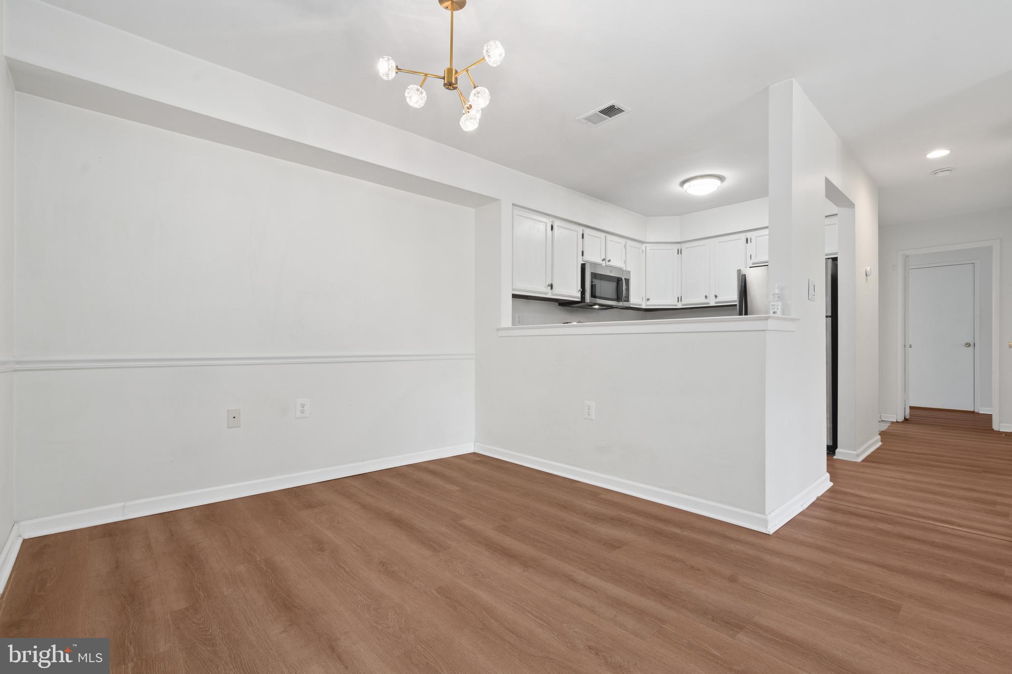7811 Harrowgate Cir #6