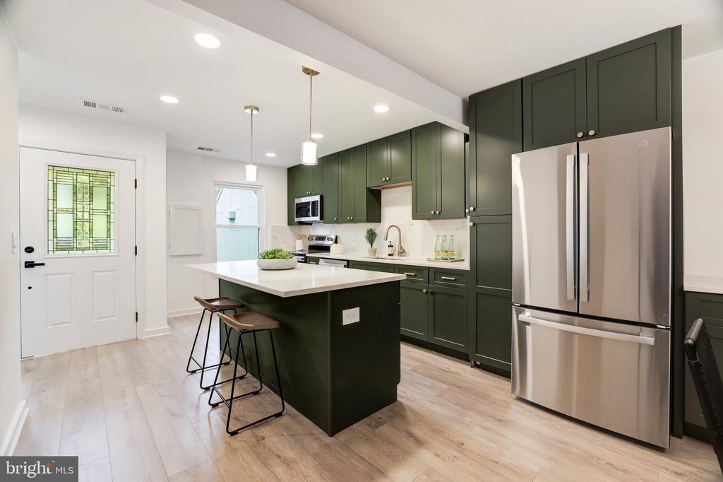 11116 Glade Dr
