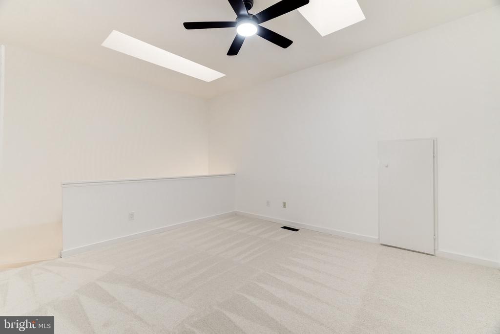 11116 Glade Dr