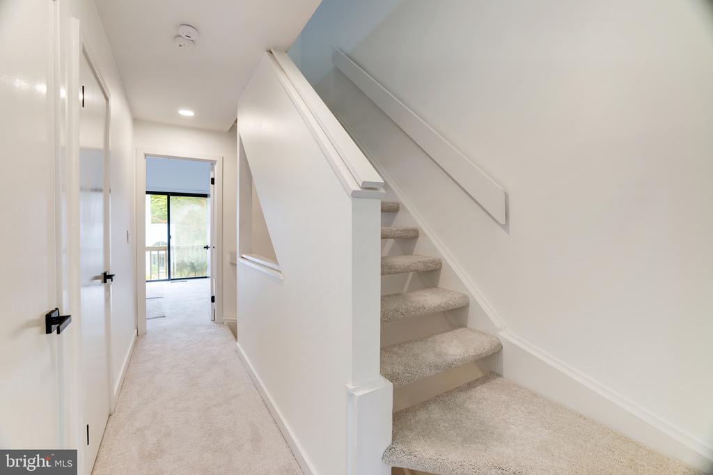11116 Glade Dr