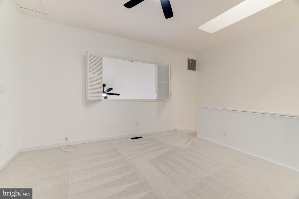 11116 Glade Dr