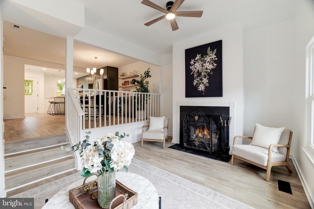 11116 Glade Dr