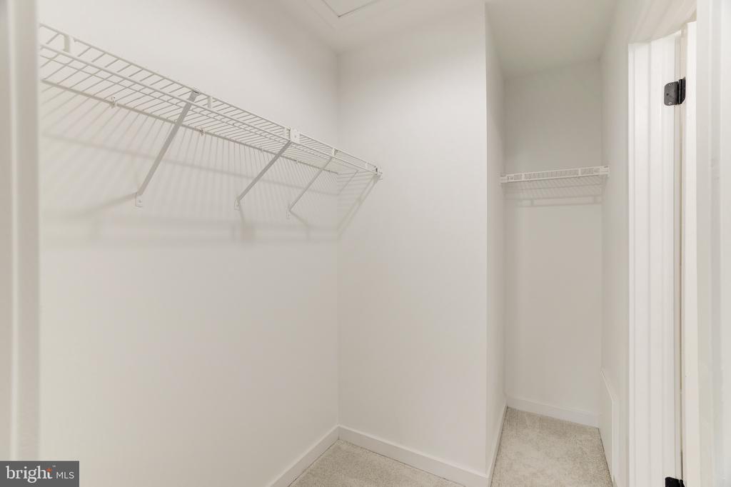 11116 Glade Dr