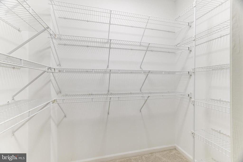 12915 Alton Sq #413